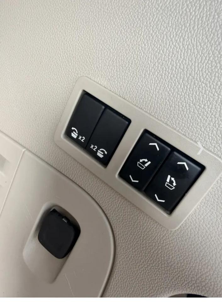 Cadillac Escalade 4WD 4dr Luxury 2019