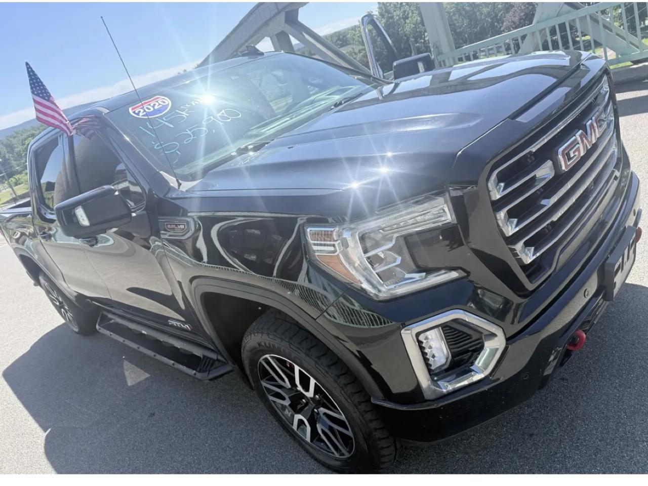 GMC Sierra 1500 4WD Crew Cab 147" AT4 2020