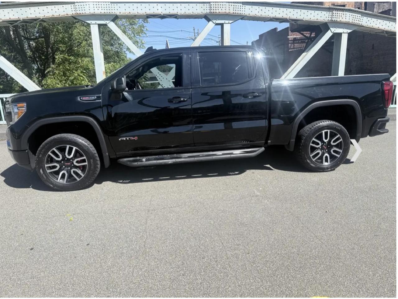 GMC Sierra 1500 4WD Crew Cab 147" AT4 2020