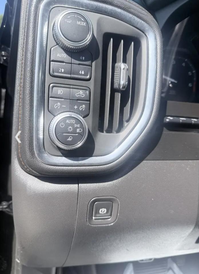 GMC Sierra 1500 4WD Crew Cab 147" AT4 2020