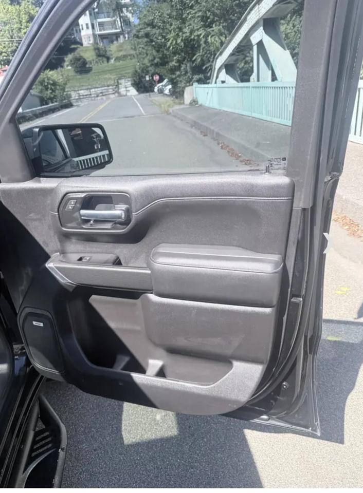 GMC Sierra 1500 4WD Crew Cab 147" AT4 2020
