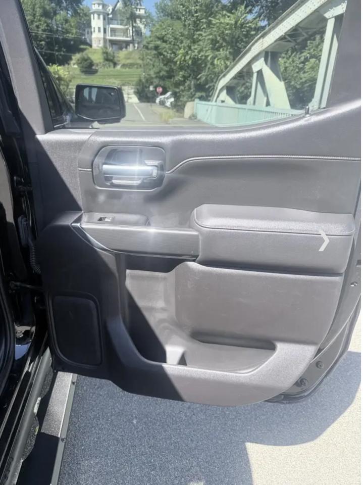 GMC Sierra 1500 4WD Crew Cab 147" AT4 2020