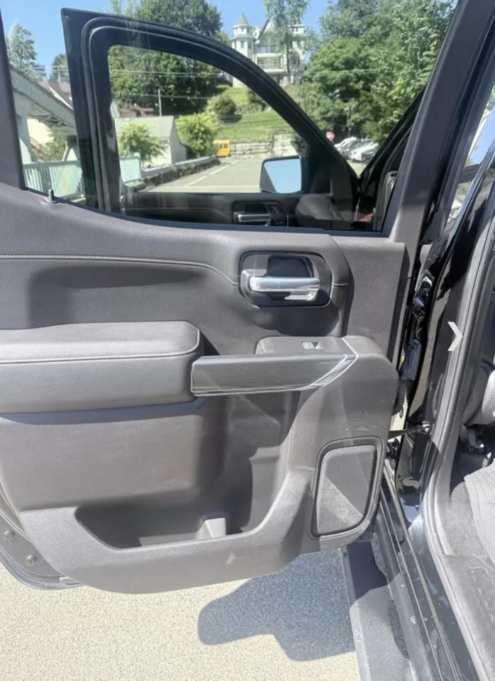 GMC Sierra 1500 4WD Crew Cab 147" AT4 2020