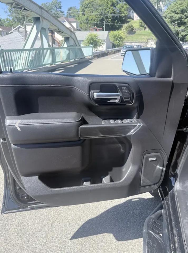 GMC Sierra 1500 4WD Crew Cab 147" AT4 2020