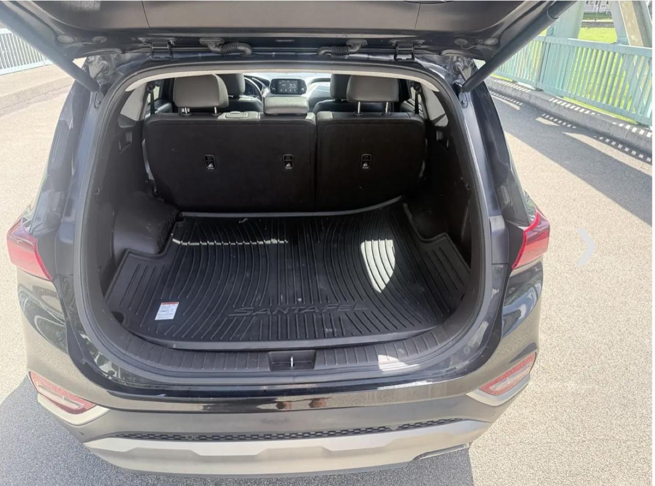 Hyundai Santa Fe SEL 2.4L Auto AWD 2020