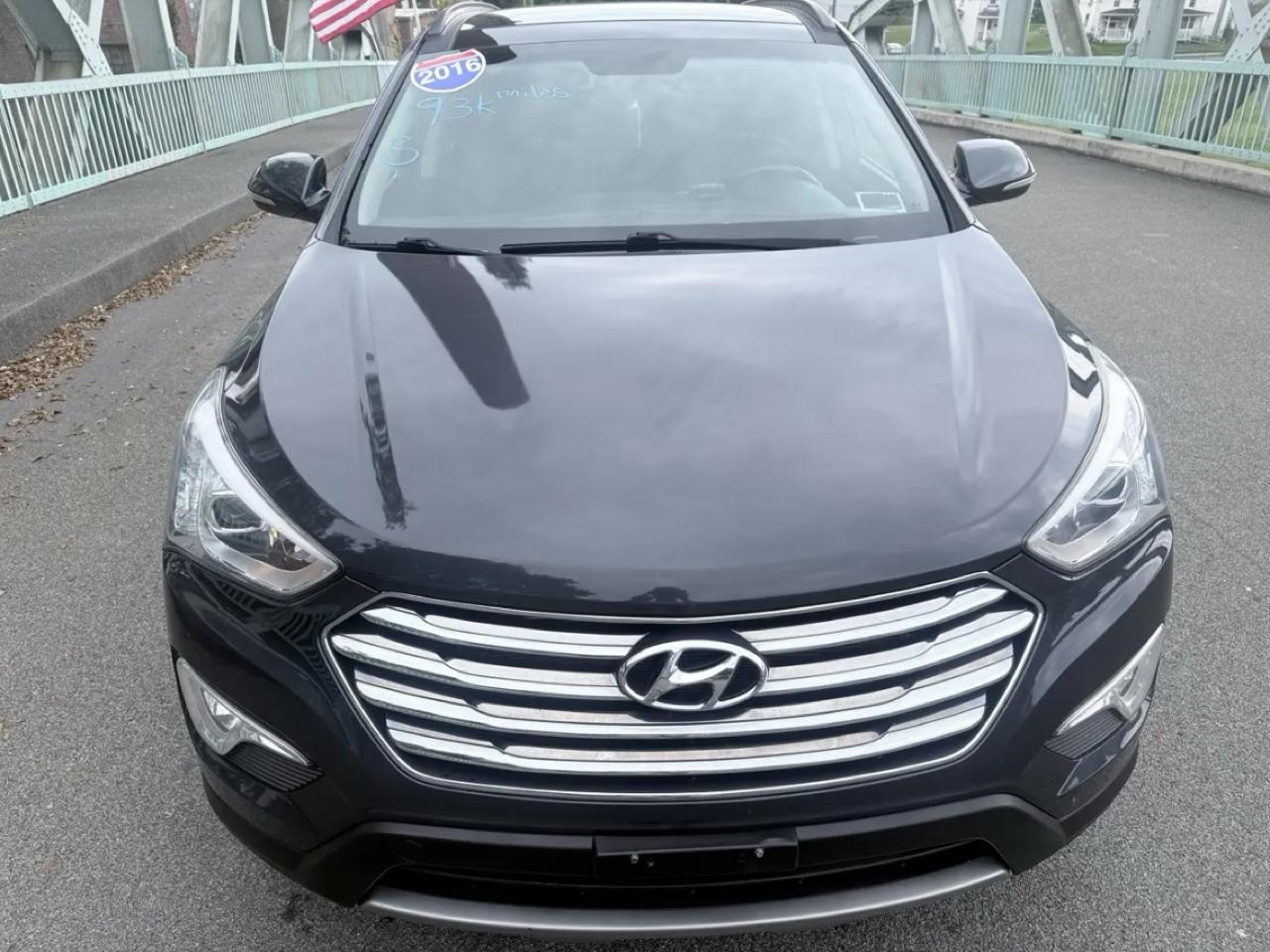 Hyundai Santa Fe XL AWD 4dr 3.3L Auto Luxury 2016