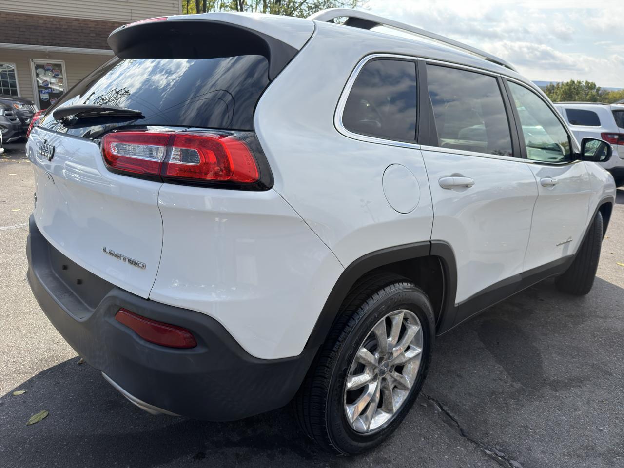 Jeep Cherokee 4WD 4dr Limited 2016