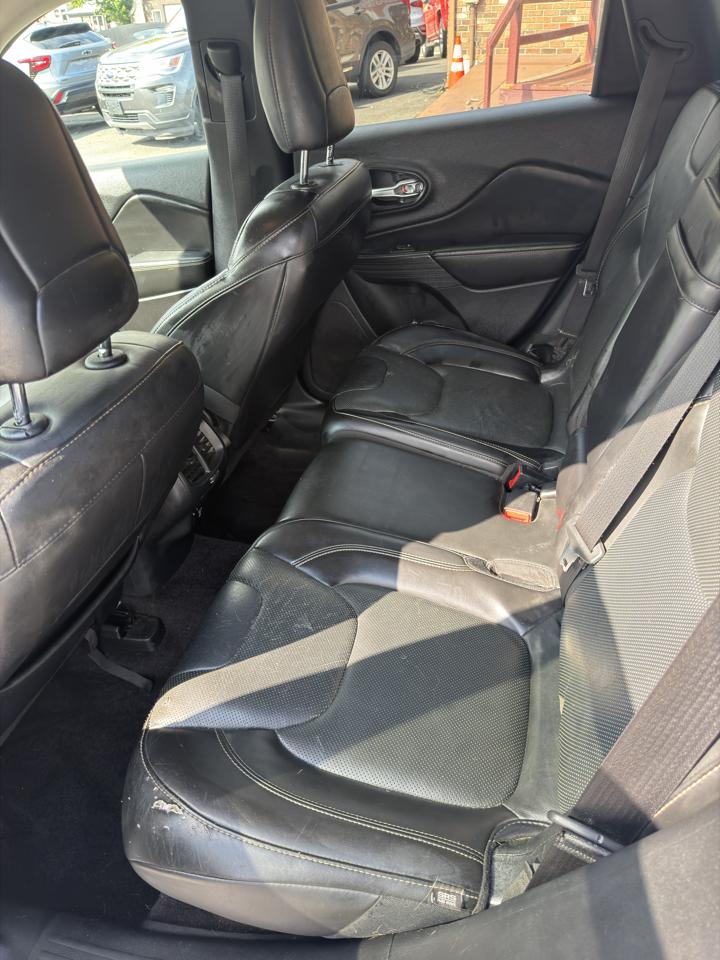 Jeep Cherokee 4WD 4dr Limited 2016