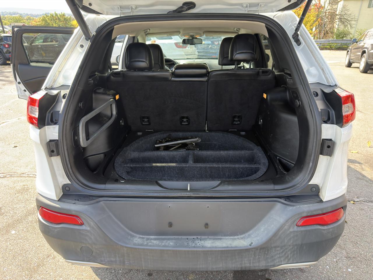 Jeep Cherokee 4WD 4dr Limited 2016