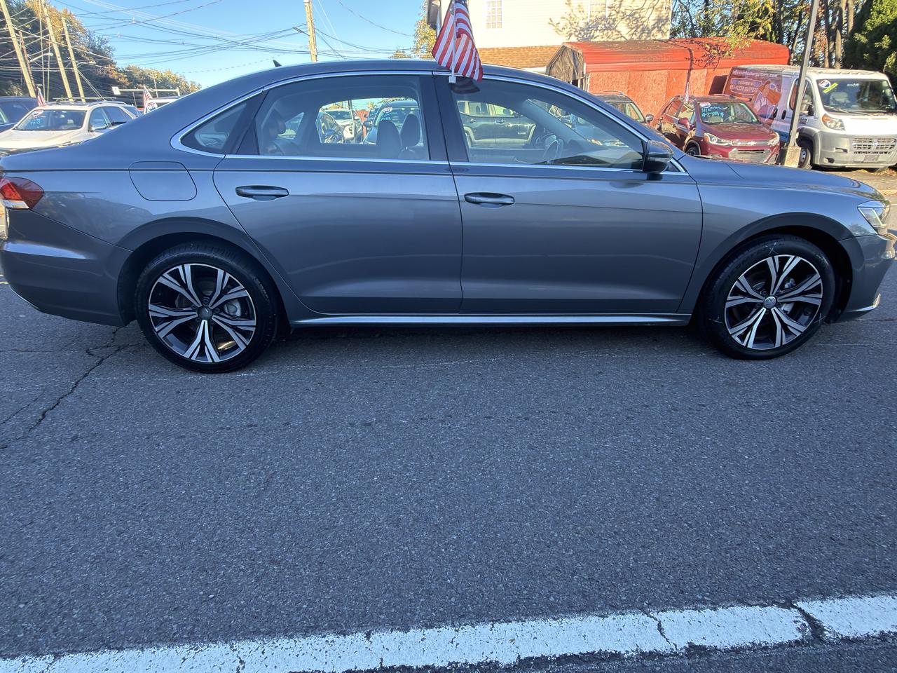 Volkswagen Passat 2.0T SE Auto 2022