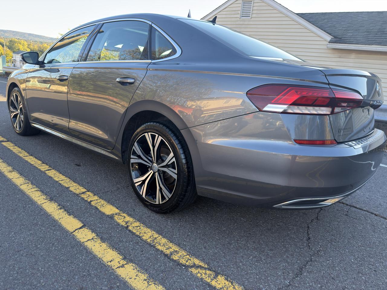 Volkswagen Passat 2.0T SE Auto 2022