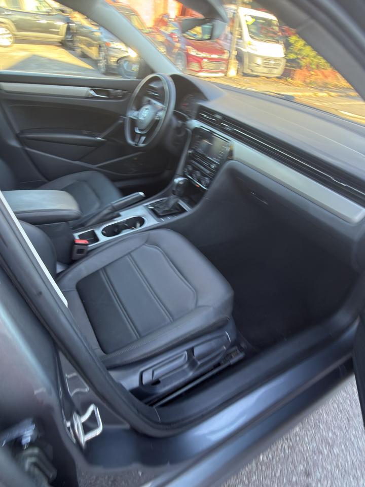 Volkswagen Passat 2.0T SE Auto 2022