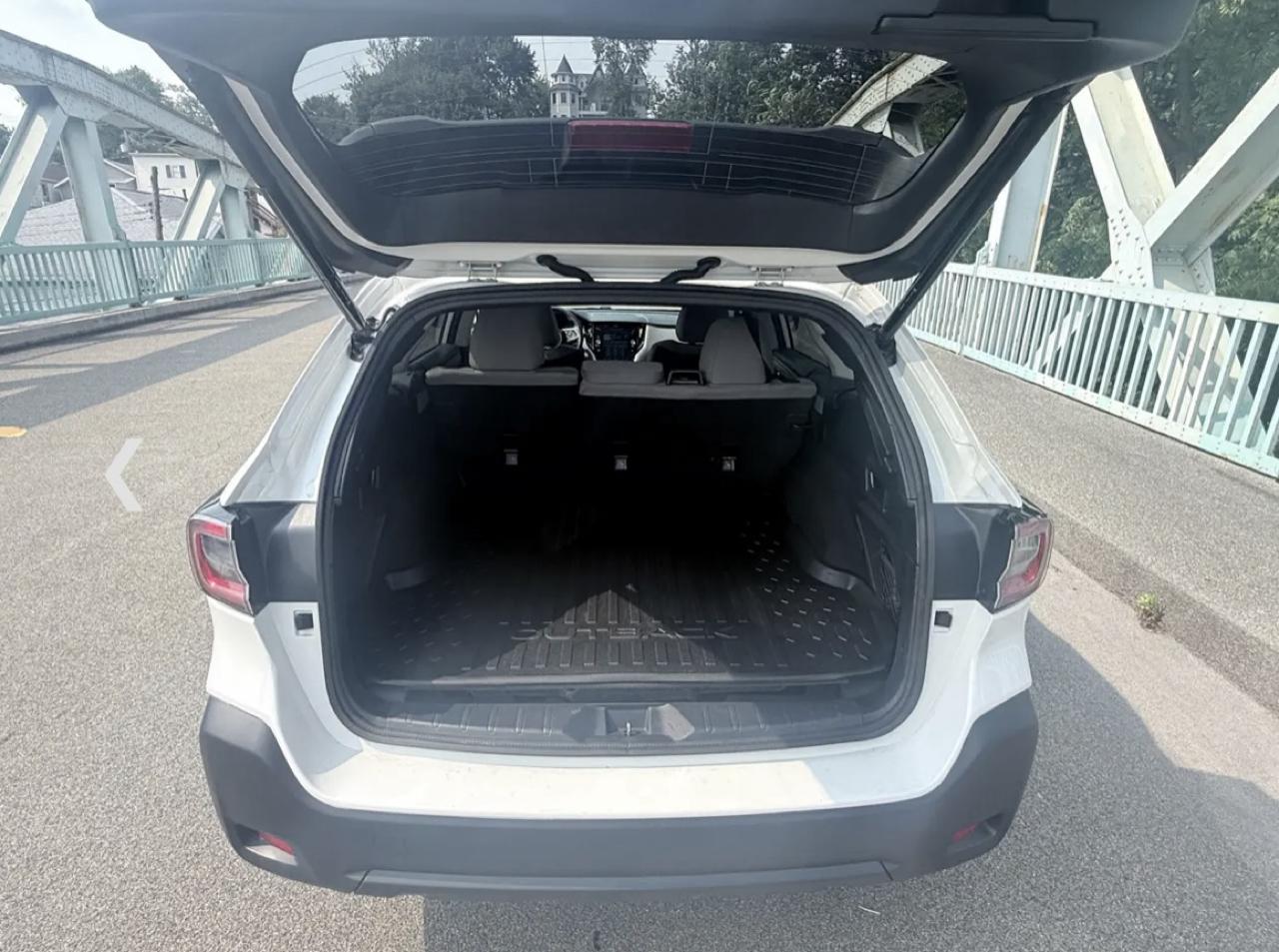 Subaru Outback Premium CVT 2023
