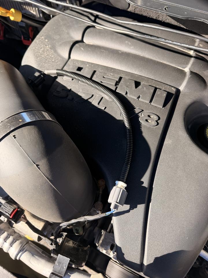 RAM 1500 4WD Crew Cab 140.5" Express *Ltd Avail* 2017
