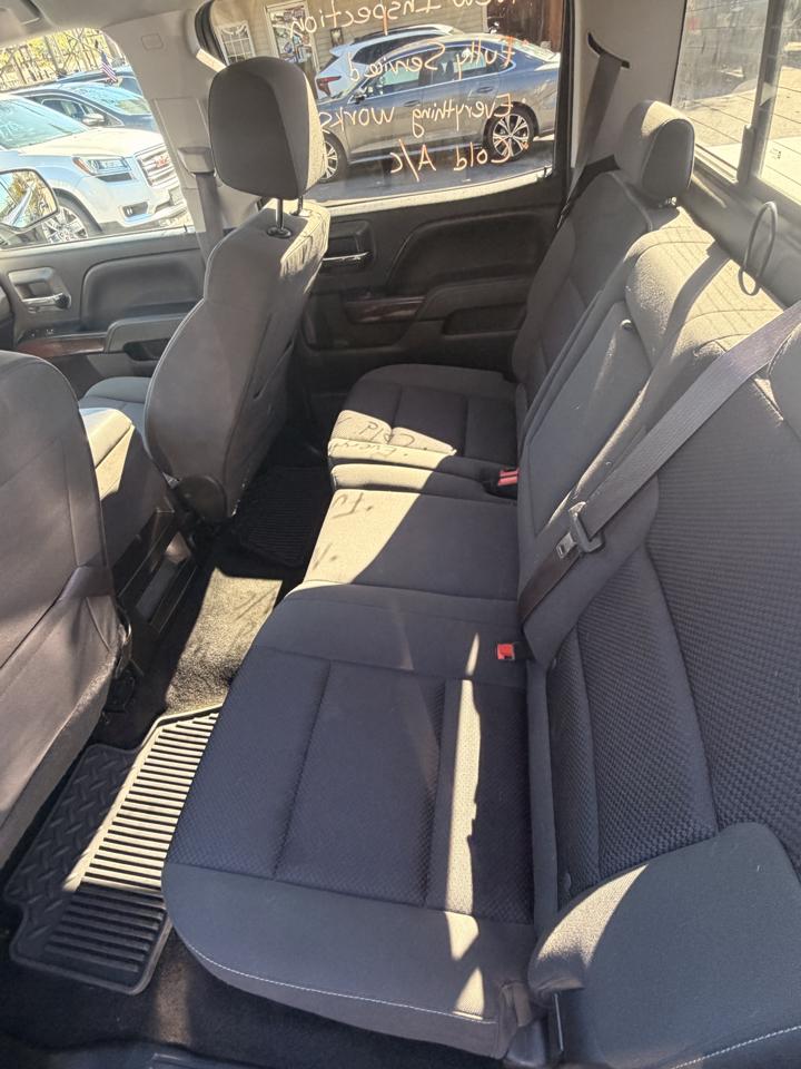 GMC Sierra 1500 4WD Crew Cab 143.5" SLE 2017