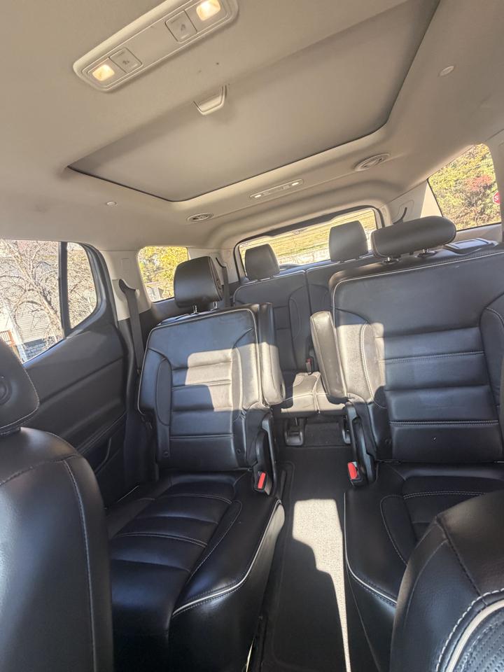 GMC Acadia AWD 4dr Denali 2017
