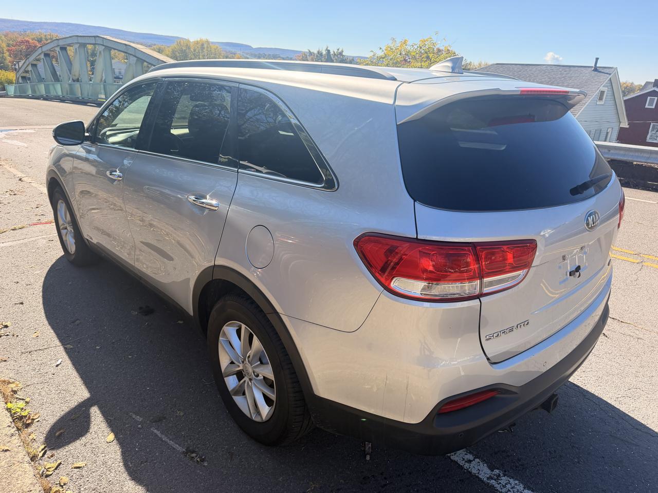 Kia Sorento AWD 4dr 2.4L LX 2016