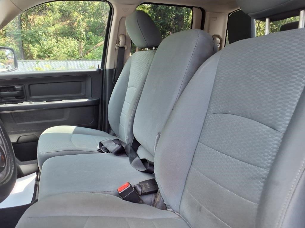 2018 Ram 1500 Express photo 4