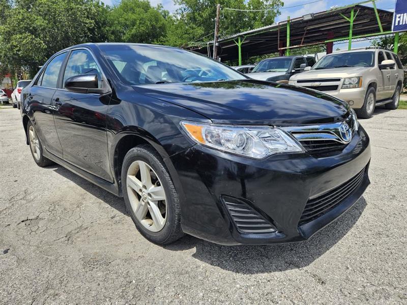 Toyota Camry  2012
