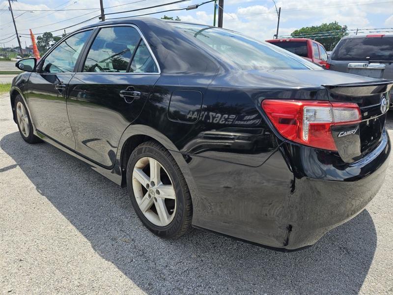 Toyota Camry  2012