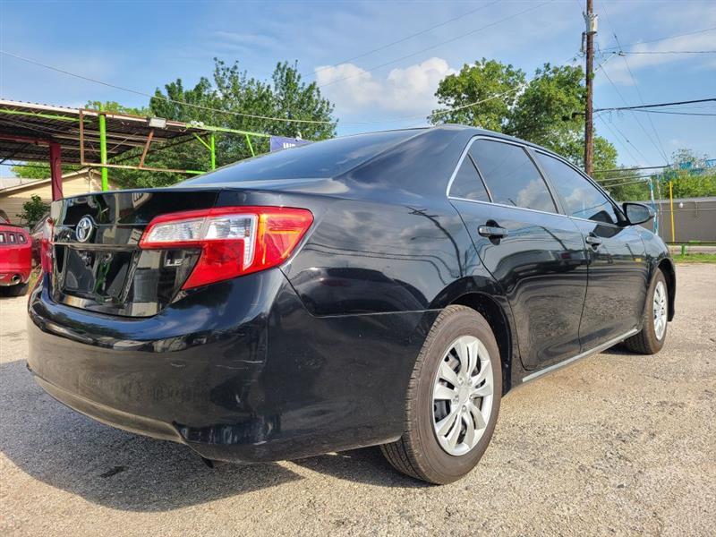 Toyota Camry  2012