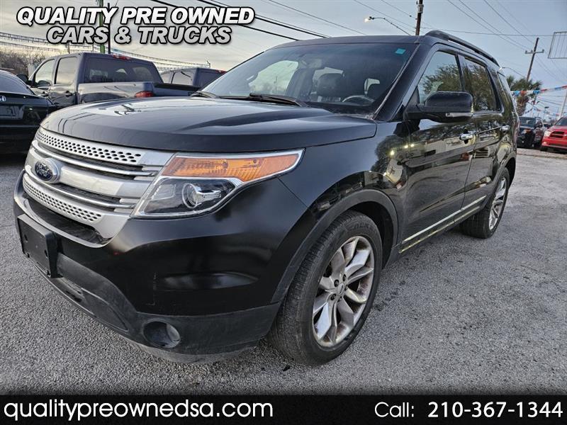 2015 Ford Explorer XLT's photo