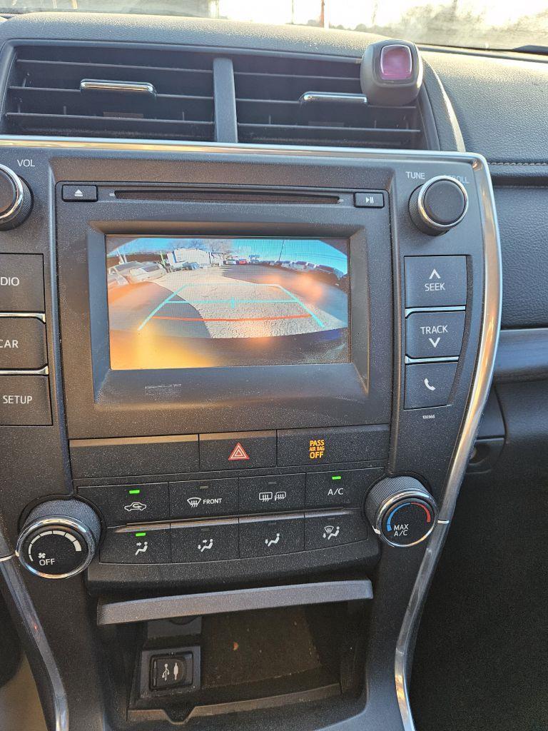 Toyota Camry  2015
