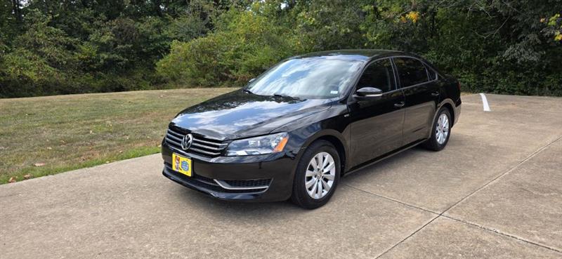Volkswagen Passat 2.5L S 2014 Volkswagen Passat 2.5L S 2014