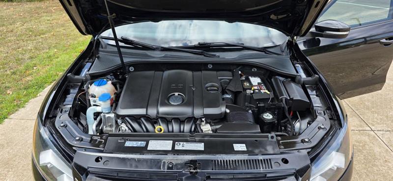 Volkswagen Passat 2.5L S 2014 Volkswagen Passat 2.5L S 2014