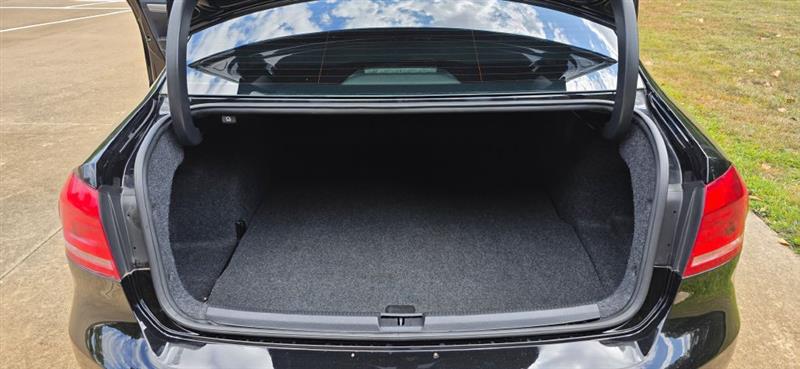 Volkswagen Passat 2.5L S 2014 Volkswagen Passat 2.5L S 2014