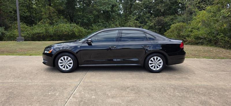 Volkswagen Passat 2.5L S 2014 Volkswagen Passat 2.5L S 2014