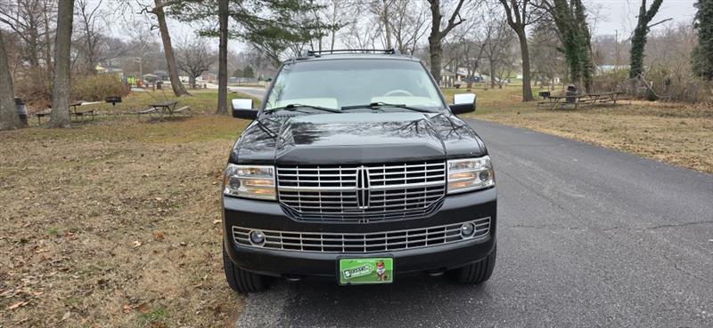 Lincoln Navigator 4WD 2010