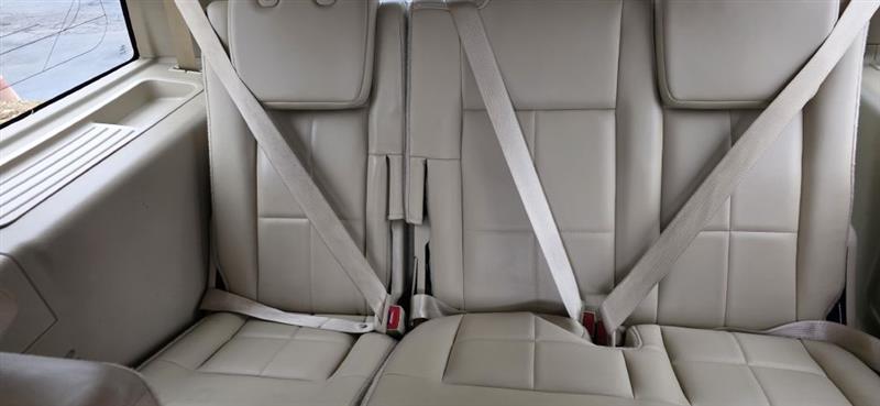 Lincoln Navigator 4WD 2010