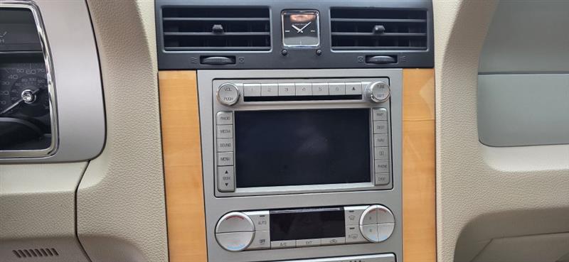 Lincoln Navigator 4WD 2010