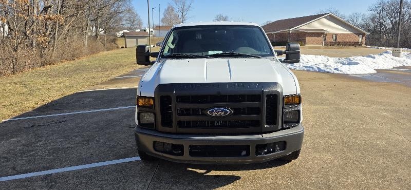 Ford F-350 SD XL Crew Cab 2WD 2008
