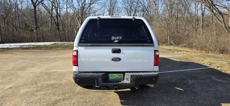 Ford F-350 SD XL Crew Cab 2WD 2008