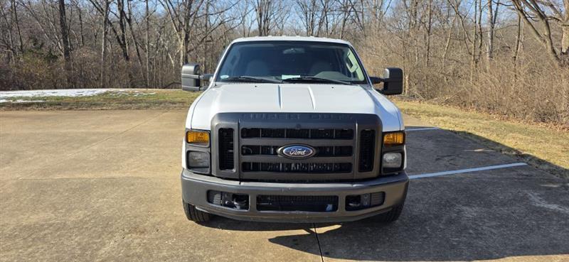 Ford F-350 SD XL Crew Cab 2WD 2008