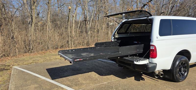 Ford F-350 SD XL Crew Cab 2WD 2008