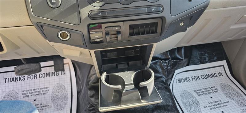 Ford F-350 SD XL Crew Cab 2WD 2008