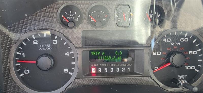 Ford F-350 SD XL Crew Cab 2WD 2008