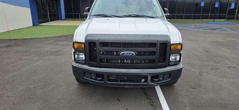 Ford F-350 SD XL Crew Cab 2WD 2008