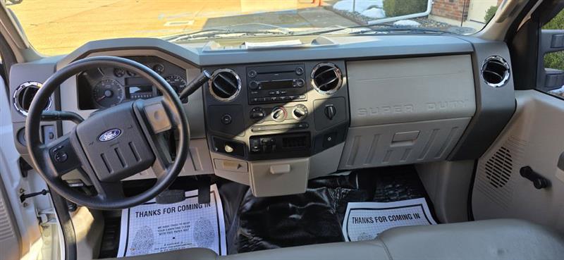 Ford F-350 SD XL Crew Cab 2WD 2008