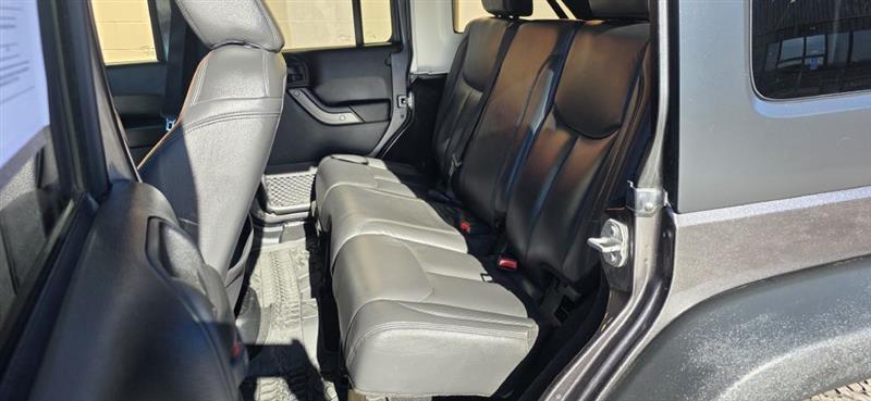 Jeep Wrangler Unlimited Sport 4WD 2015