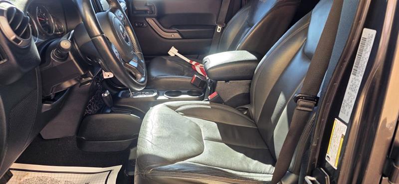 Jeep Wrangler Unlimited Sport 4WD 2015