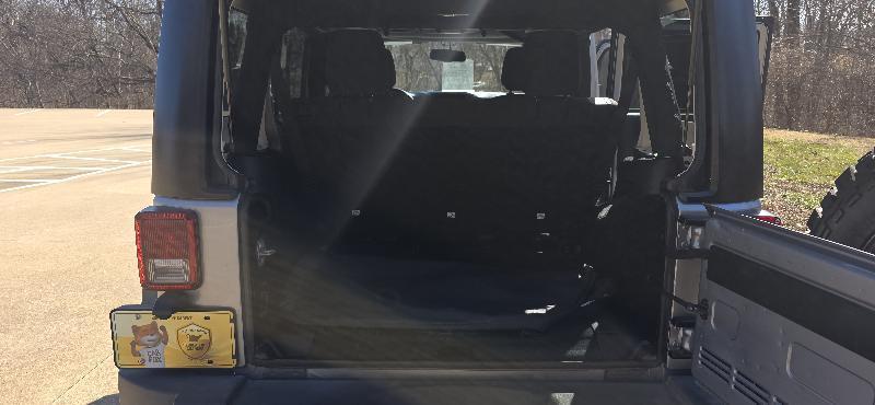 Jeep Wrangler Unlimited Sport 4WD 2015