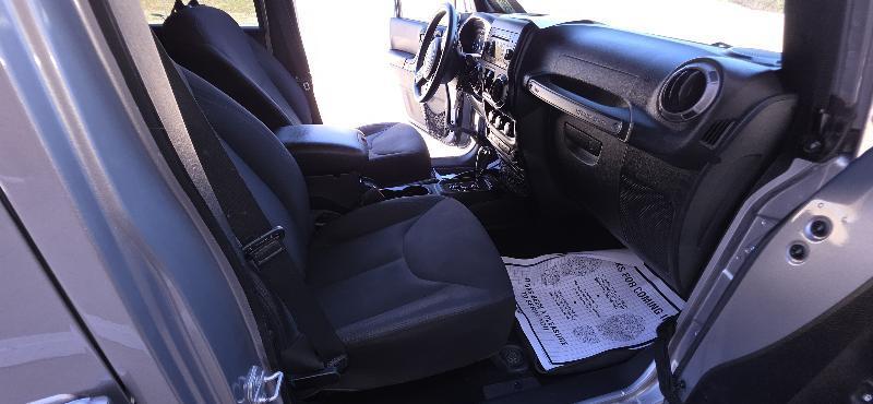 Jeep Wrangler Unlimited Sport 4WD 2015