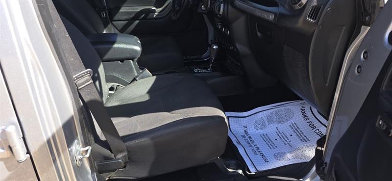 Jeep Wrangler Unlimited Sport 4WD 2015