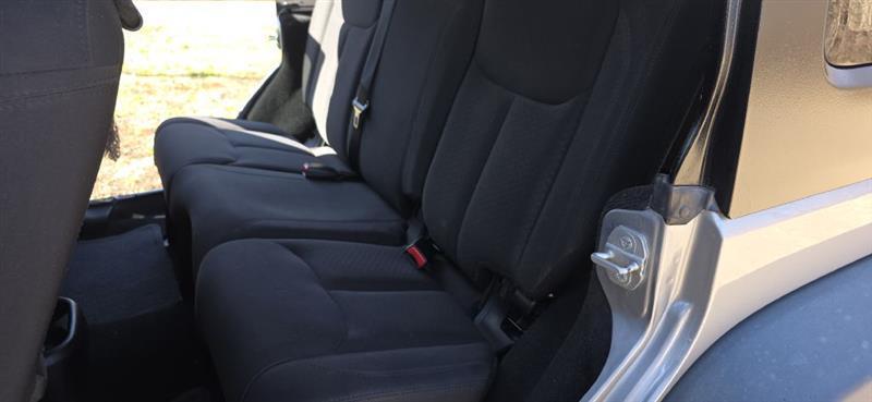 Jeep Wrangler Unlimited Sport 4WD 2015