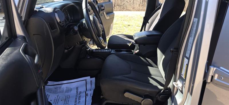 Jeep Wrangler Unlimited Sport 4WD 2015