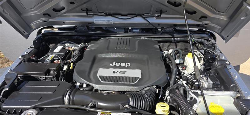 Jeep Wrangler Unlimited Sport 4WD 2015